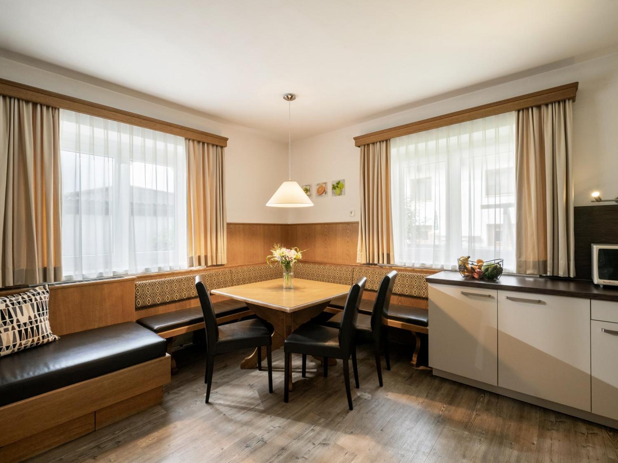 Appartements Pungg Fügen Eksteriør bilde